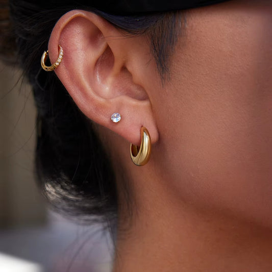 Aros clásicos acero inoxidable en oro de 14K JDE0305014-14