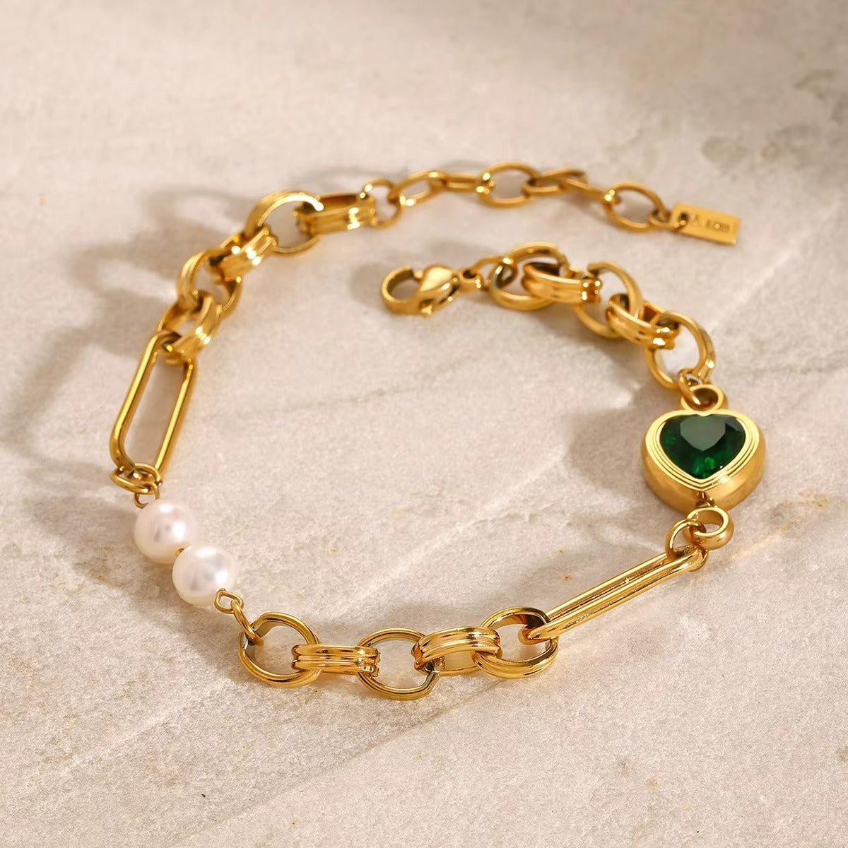 Pulseras acero inoxidable en oro de 18 K, con perlas de agua dulce y perforaciones de agua, con corazón verde
